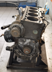 Установление причин поломки двигателя автомобиля Lada Largus после ремонта